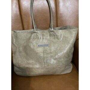 Thomas Wylde Magnet Closure Leather Shoulder Handbag Tote Tan Slouchy Flaws Read